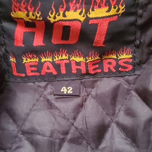 Heavy leather biker jacket - Picture 2 of 5